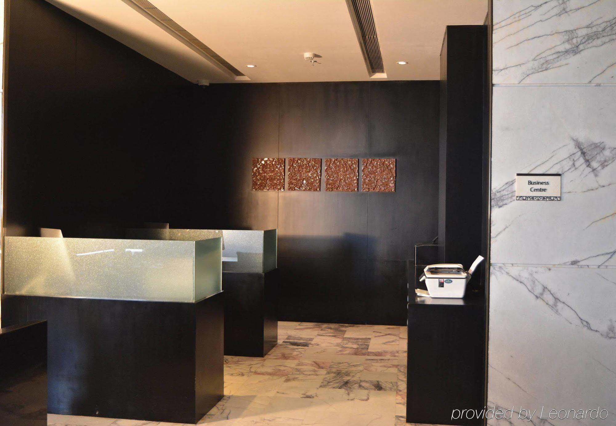 Courtyard By Marriott Bilaspur Ngoại thất bức ảnh