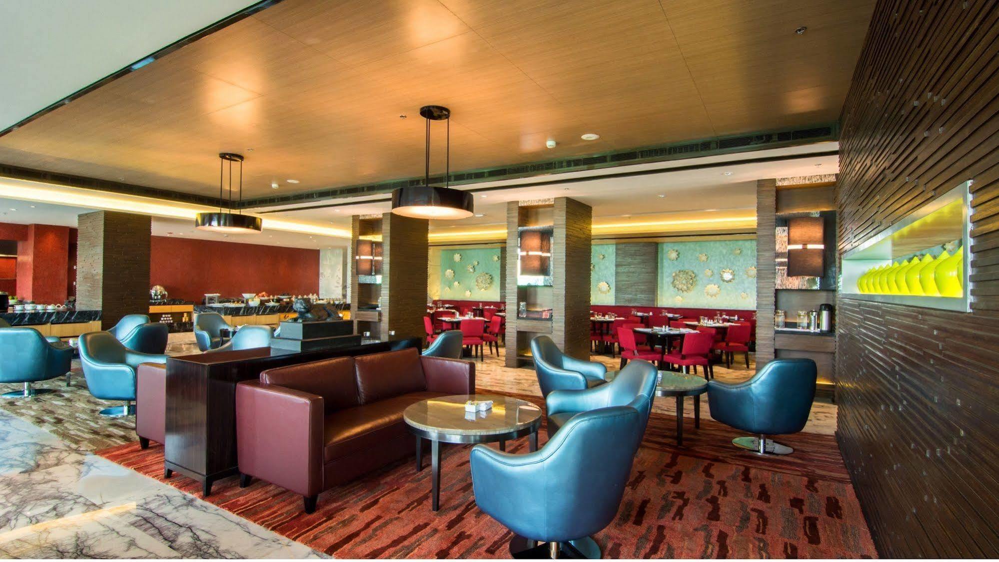 Courtyard By Marriott Bilaspur Ngoại thất bức ảnh